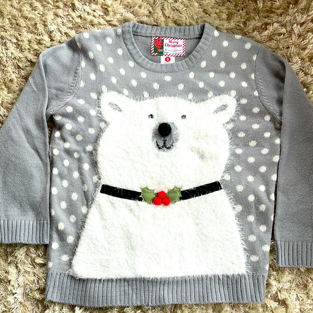 Furry polar bear holiday crew neck sweater Size small